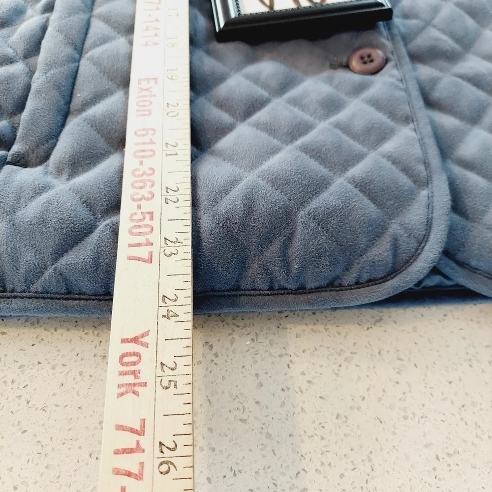 Cabela’s Women's Diamond Quilted Faux Suede Button Up Vest Slate Gray Size Large